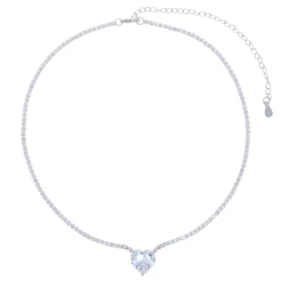NWOT TENNIS CHAIN NECKLACE WITH HEART SHAPED STONE - Picture 1 of 1